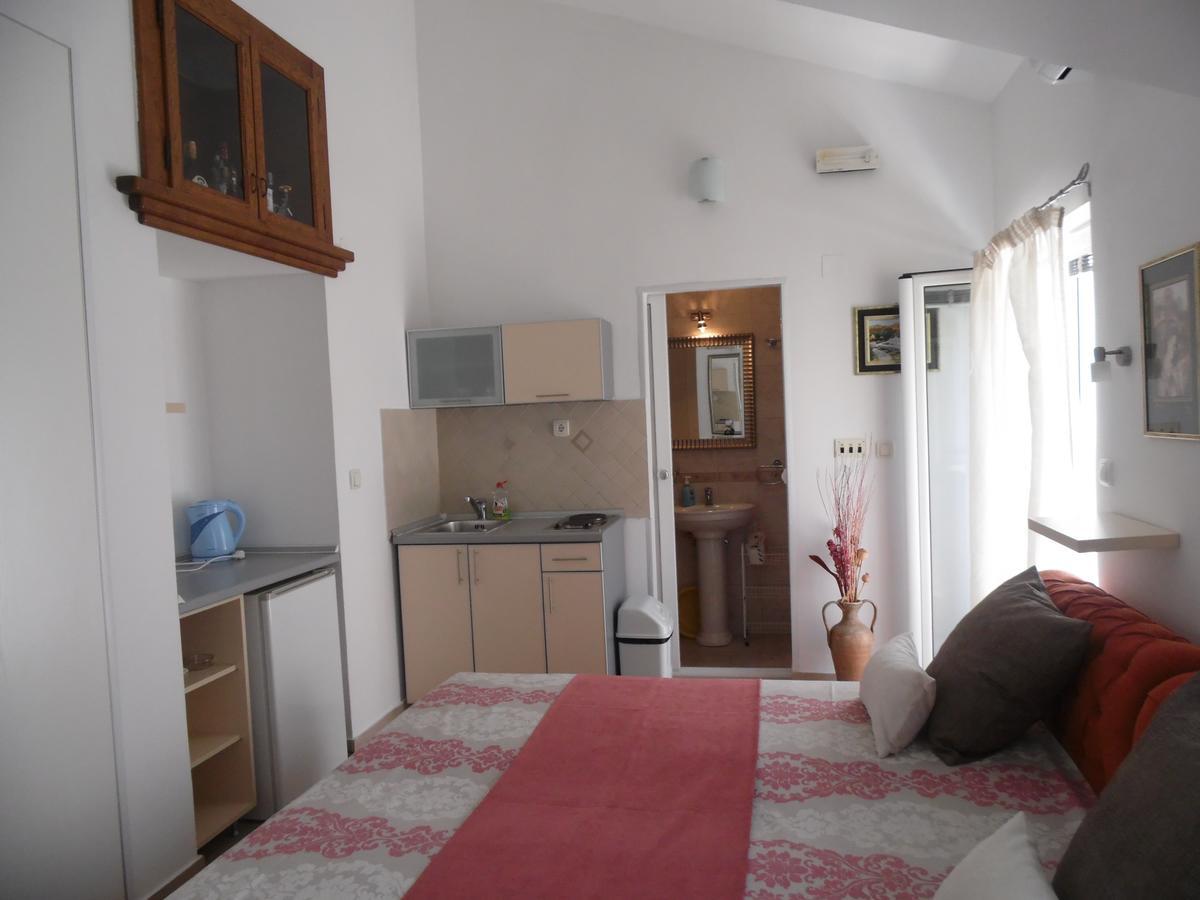 Apartments Slavica Jovanovic Sveti Stefan Eksteriør billede