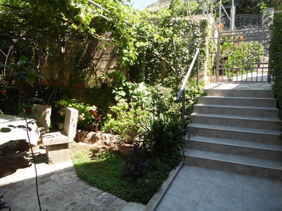 Apartments Slavica Jovanovic Sveti Stefan Eksteriør billede